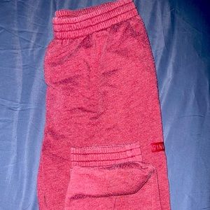 it’s from pink ,  they are a size medium.